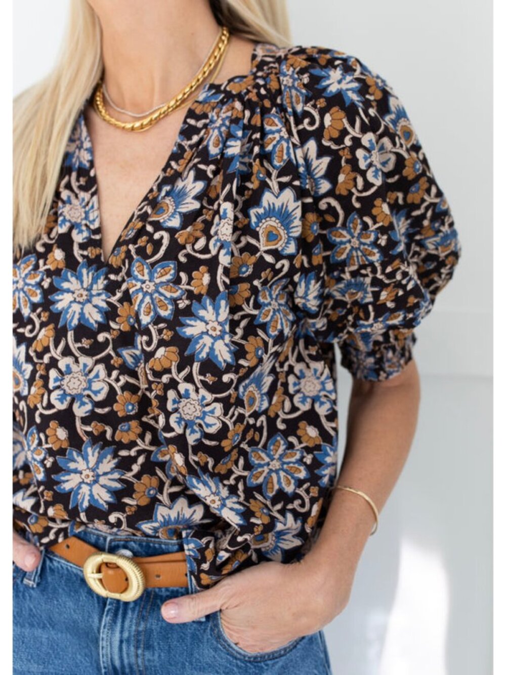 Saule Parc black, tan, and blue floral cotton blouse, size M